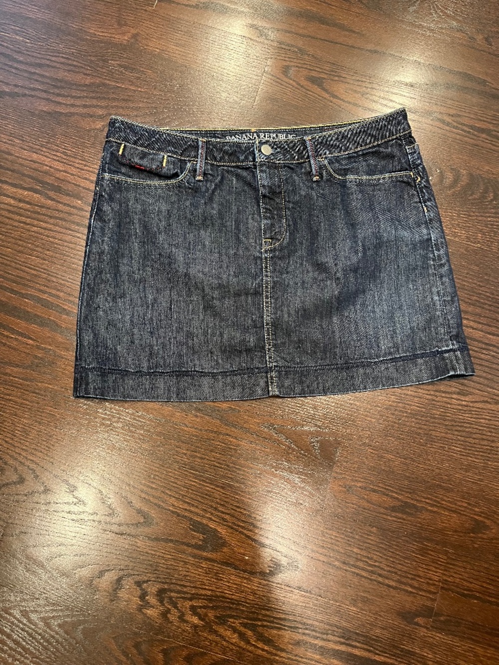 Banana Republic 3-Pocket Dark Wash Denim Mini Skirt 14